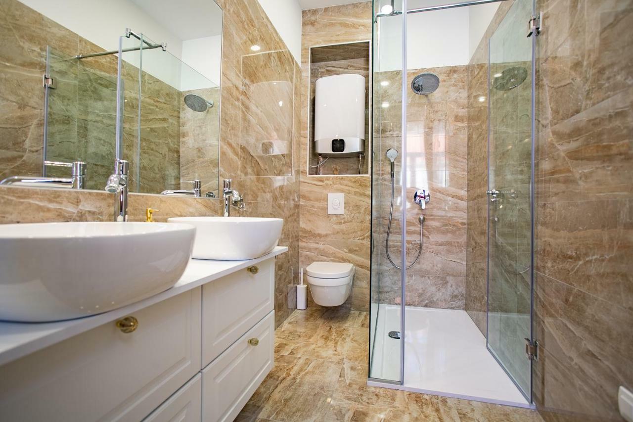 Best4Stay Luxury Rooms 스플리트 외부 사진